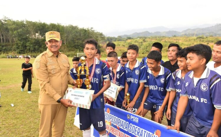 Bupati Madina Ingatkan Manajer Siapkan Tim Suratin U-15 untuk Tingkat Provinsi