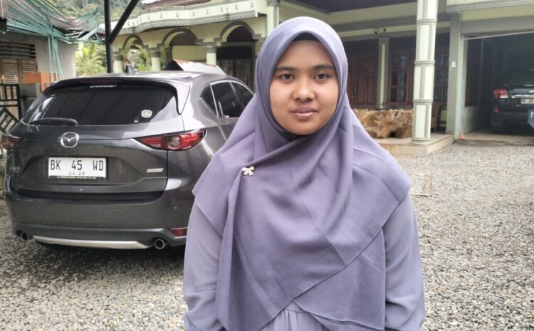 Aswin Parinduri Tunaikan Janji Berangkatkan Umrah Lulusan Terbaik Ponpes Roihanul Jannah.
