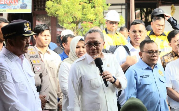Bupati dan Wabup Madina  Dampingi Dua Menteri Salurkan Bantuan di Tanggabosi