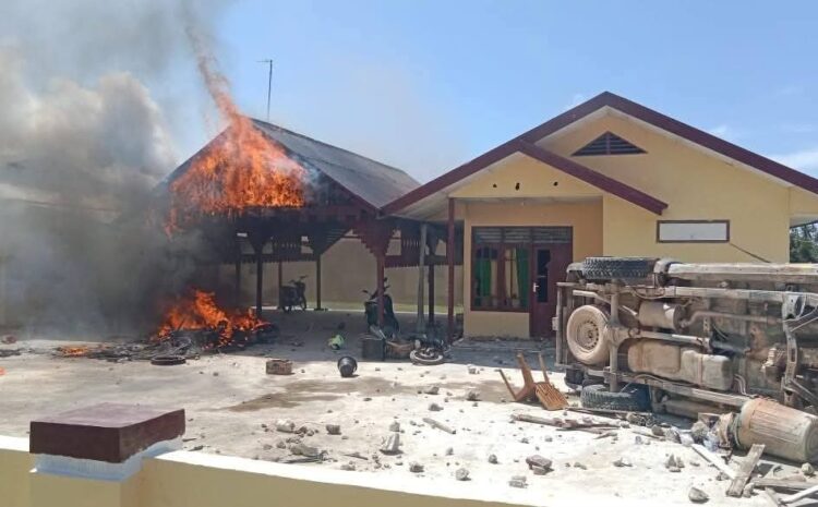 Buntut Polsek Dibakar Massa, Kapolsek  MBG Dicopot.