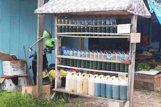  Di Kotanopan, Pertalite Dijual  Rp. 30.000/ Liter
