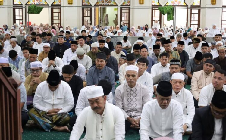  Bupati Ajak Maknai Idul Fitri Momentum Kebersamaan Membangun Madina