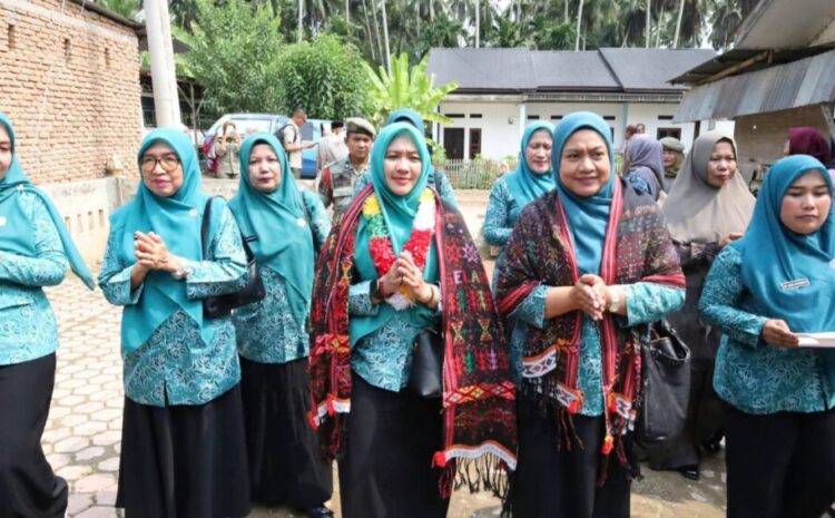 Dinsos P3A Madina Berdayakan Kaum Ibu Hutabargot Tingkatkan Ekonomi Keluarga